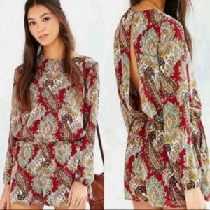 Long sleeve paisley romper - Urban Outfitters (L)